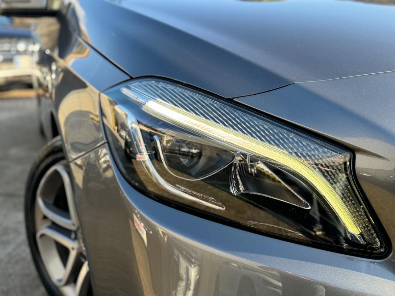 Mercedes-benz A 200 d Premium