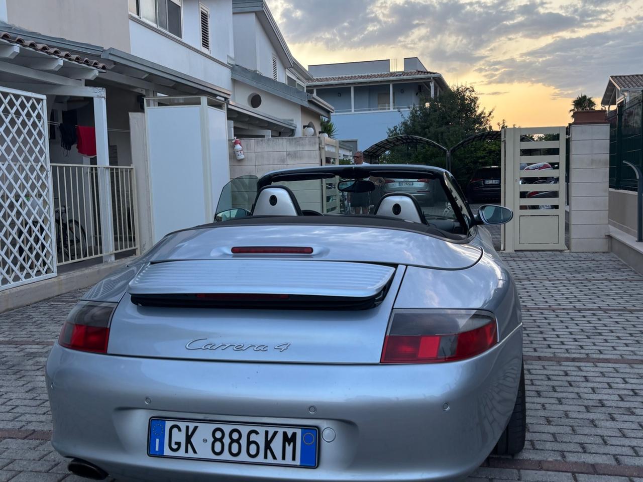 Porsche 911 Carrera 4 cat Cabriolet