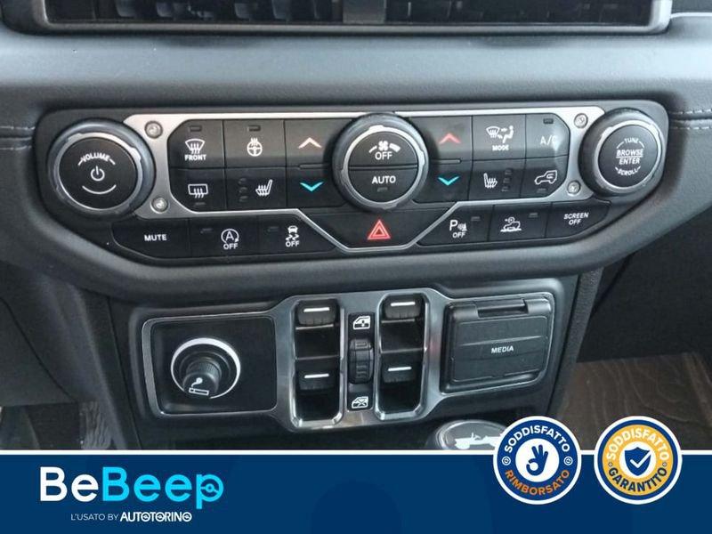 Jeep Wrangler UNLIMITED 2.0 TURBO SAHARA AUTO