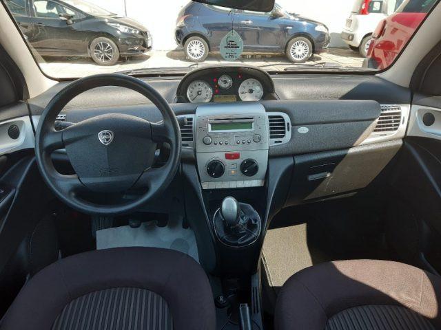 LANCIA Ypsilon 1.3 MJT 75 CV Versus