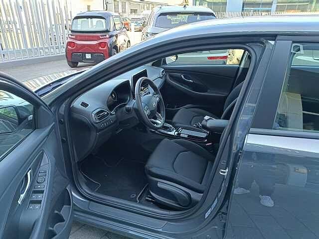 Hyundai i30 Berlina Mild Hybrid 1.0 TGDi 100cv DCT BUSINESS