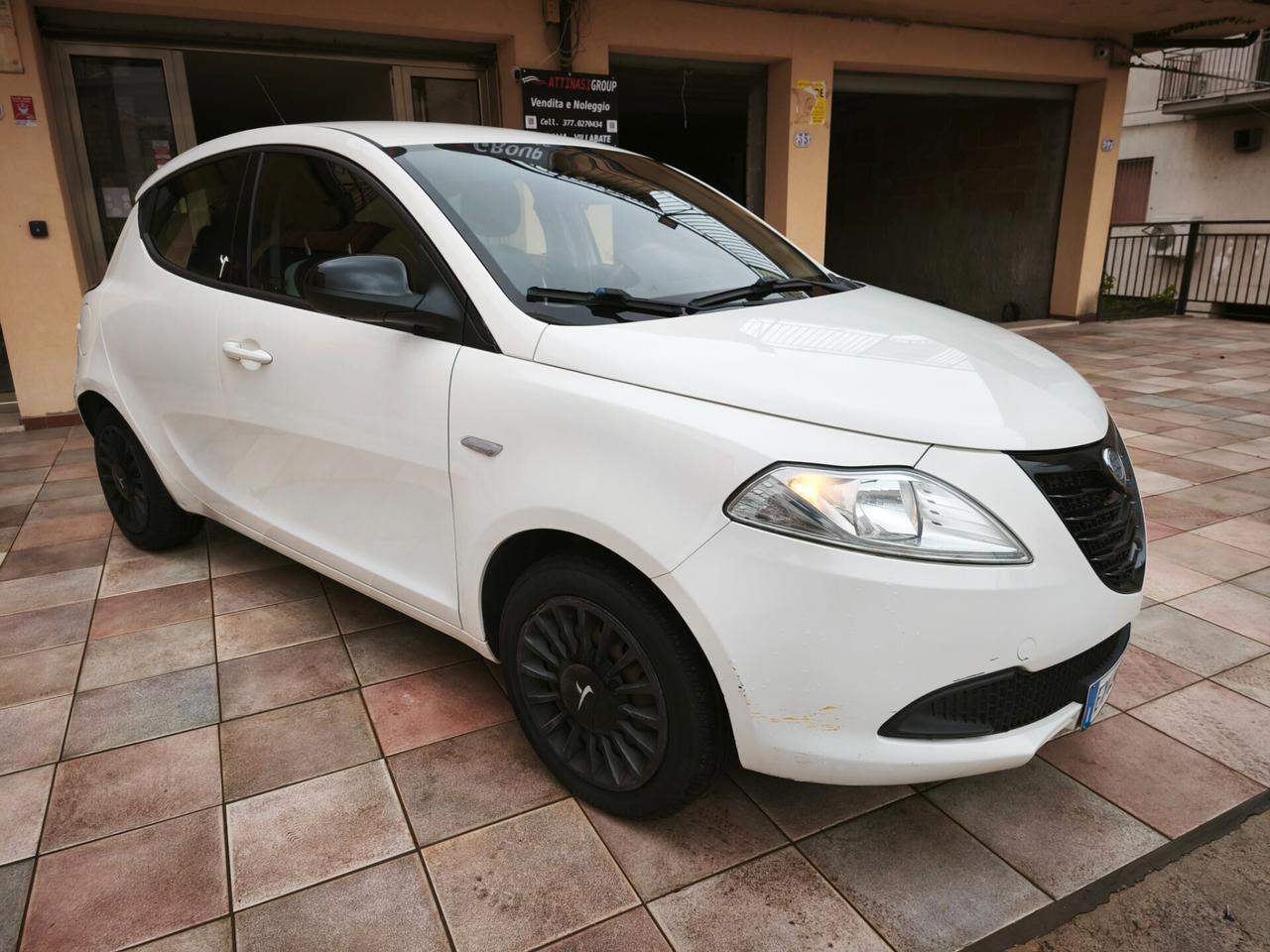 Lancia Ypsilon 1.2 Benzina - GPL