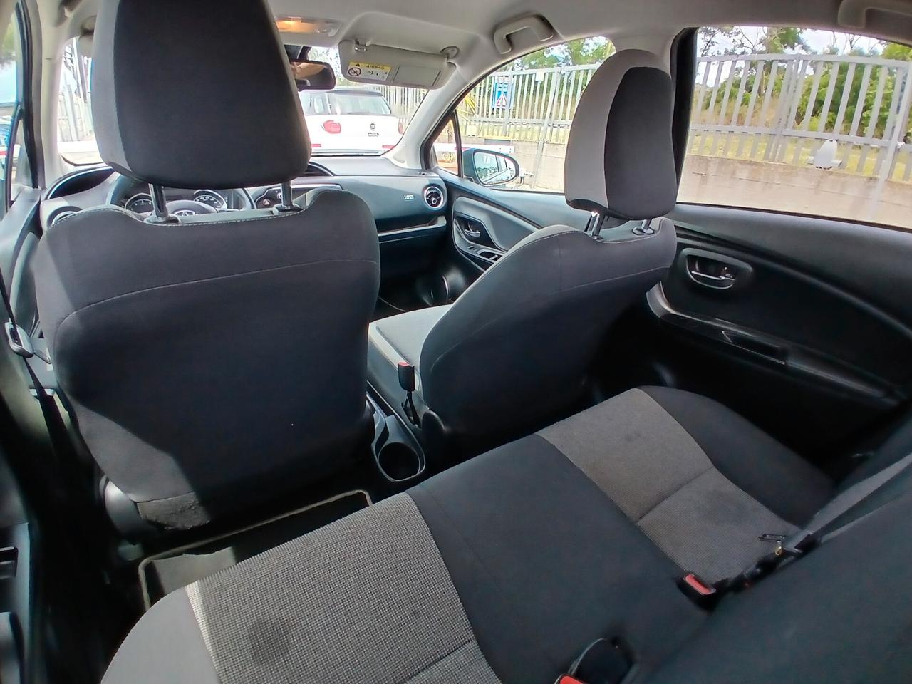 Toyota Yaris 1.0 72 CV 5 porte Active