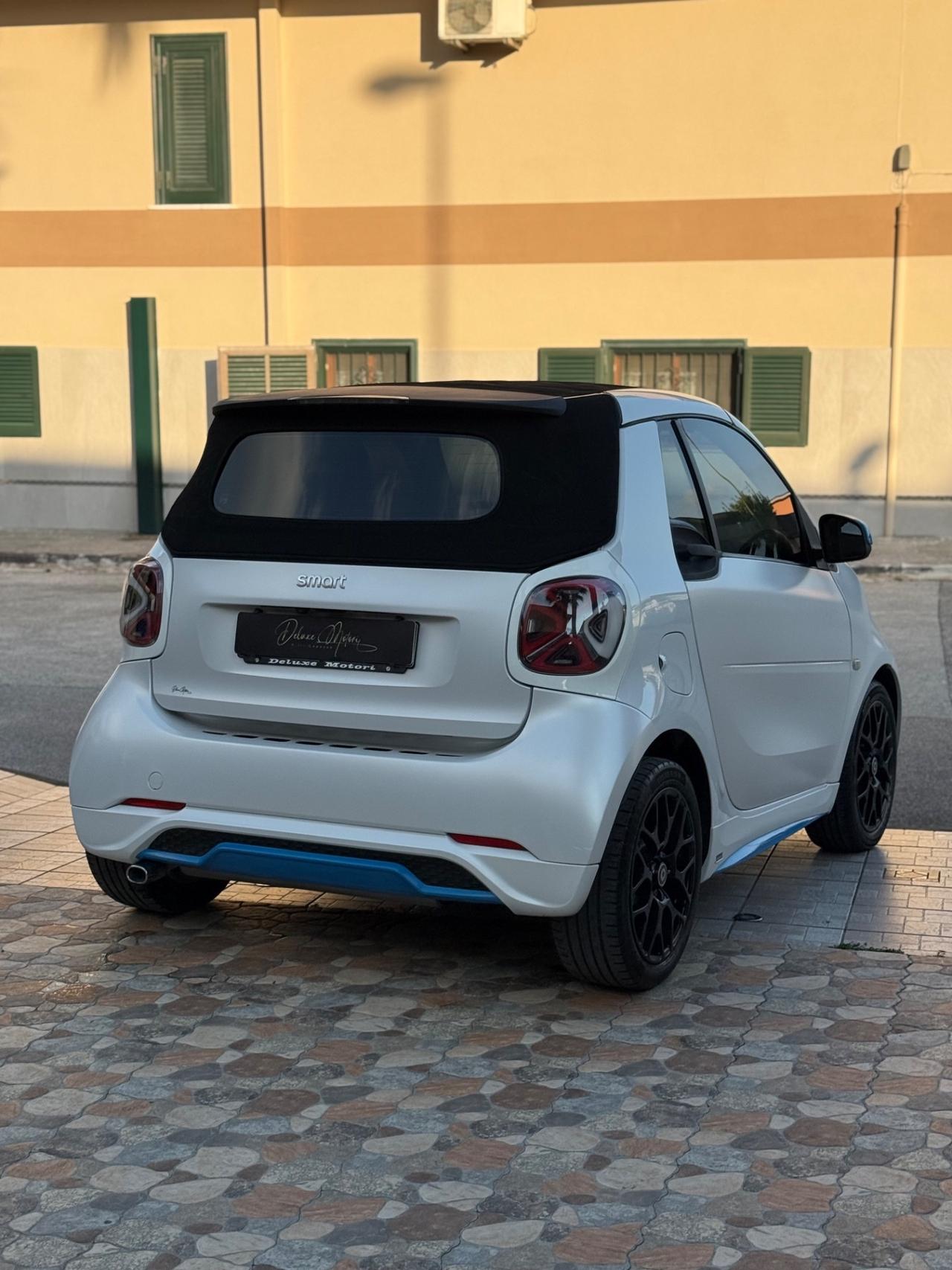 Smart ForTwo 90 0.9T twinamic cabrio Urbanrunner Proxy
