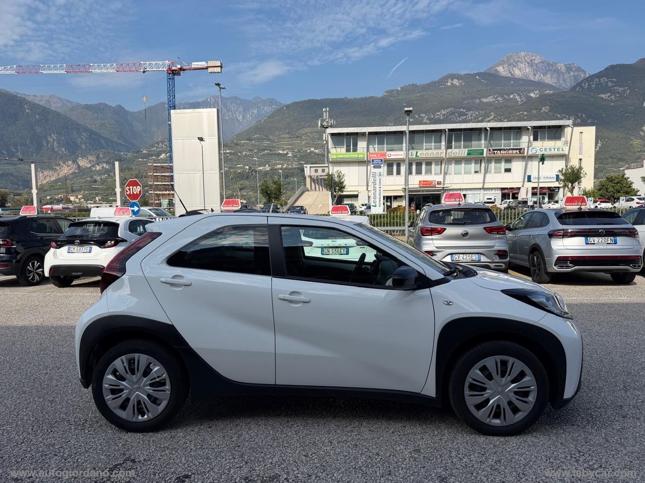 TOYOTA Aygo X 1.0 VVT-i 72 CV 5p. Active