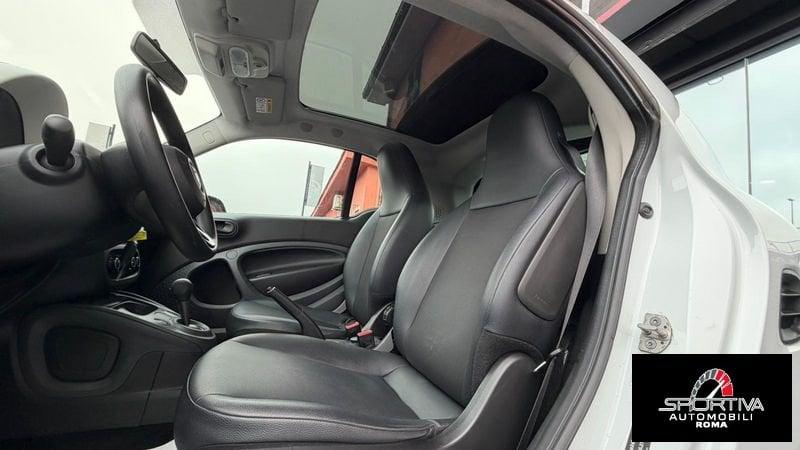 smart fortwo NAVI PELLE RATA MENSILE 225,00 EURO fortwo 70 1.0 Prime