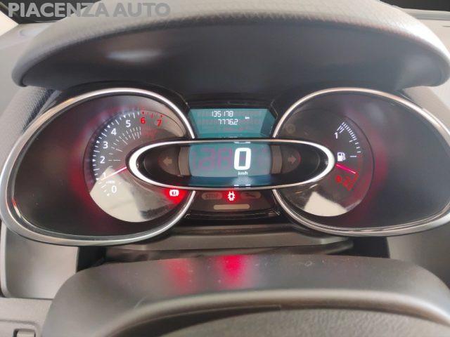 RENAULT Clio 1.2 75CV 5 porte.NAVIGATORE..NEO PATENTATI