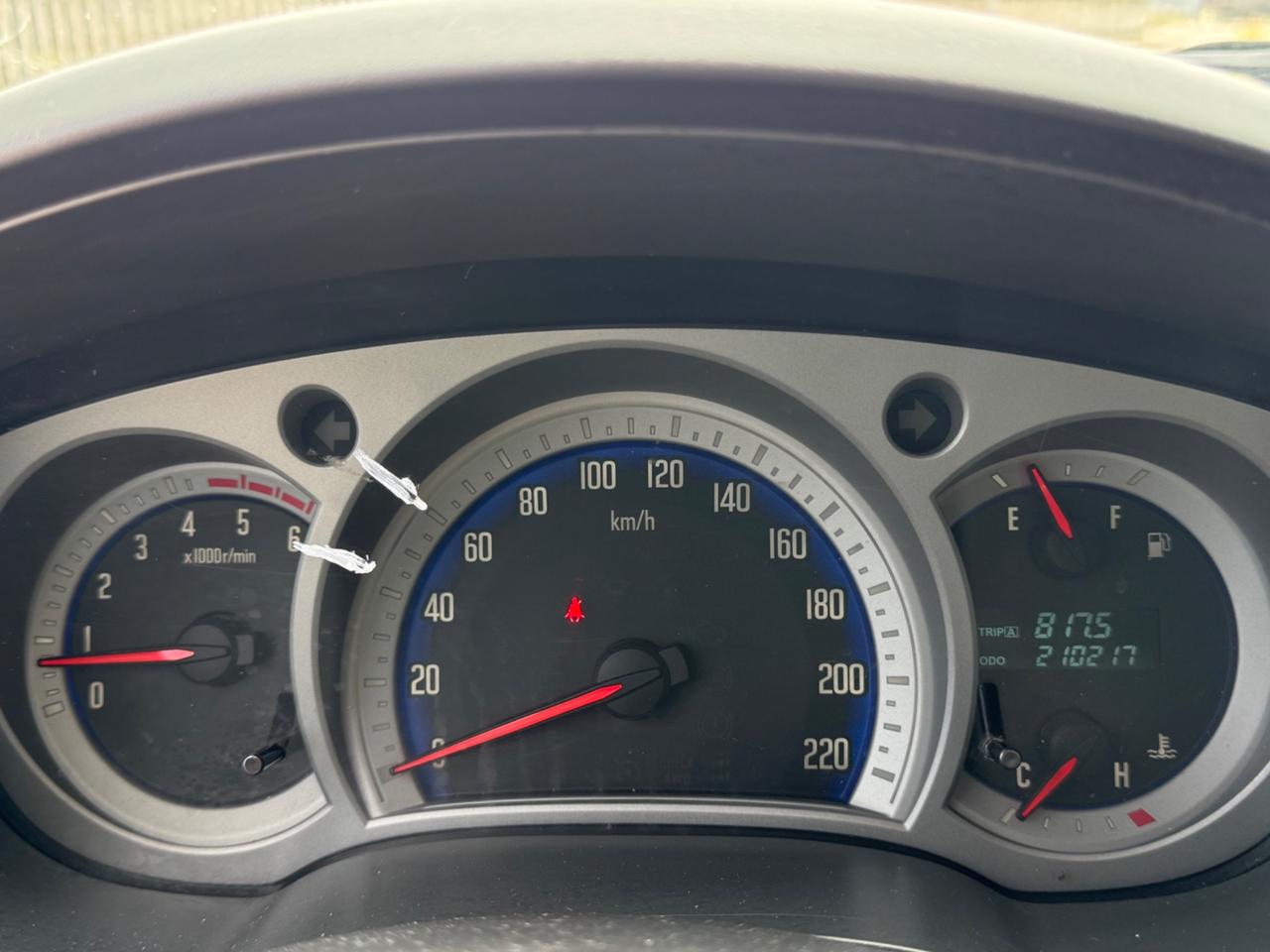 Isuzu D-Max 2.5 TD Space Cab 4WD Pick-up LS EU4