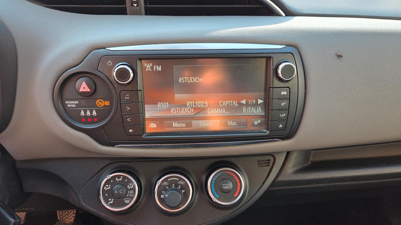 Toyota Yaris 1.0 5 porte Lounge UNICO PROPRIETARIO