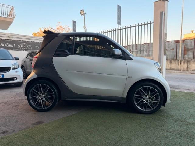 Smart ForTwo BRABUS 0.9 cabrio Xclusive