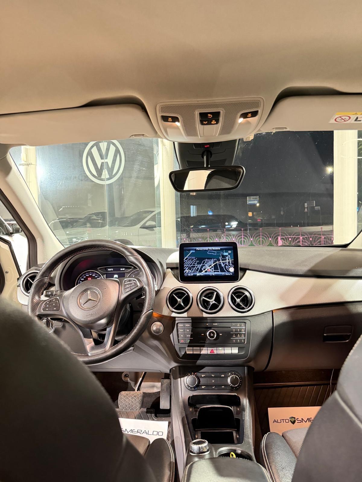 Mercedes-benz B 200 d Automatic 4Matic Premium