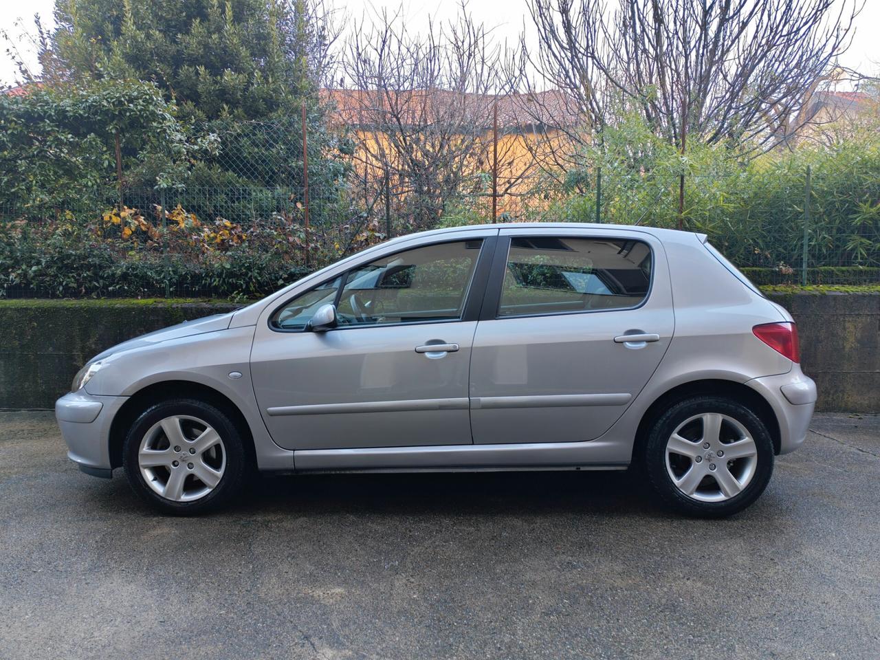 Peugeot 307 1.6 BENZINA 110cv / 61.000km / Unipro