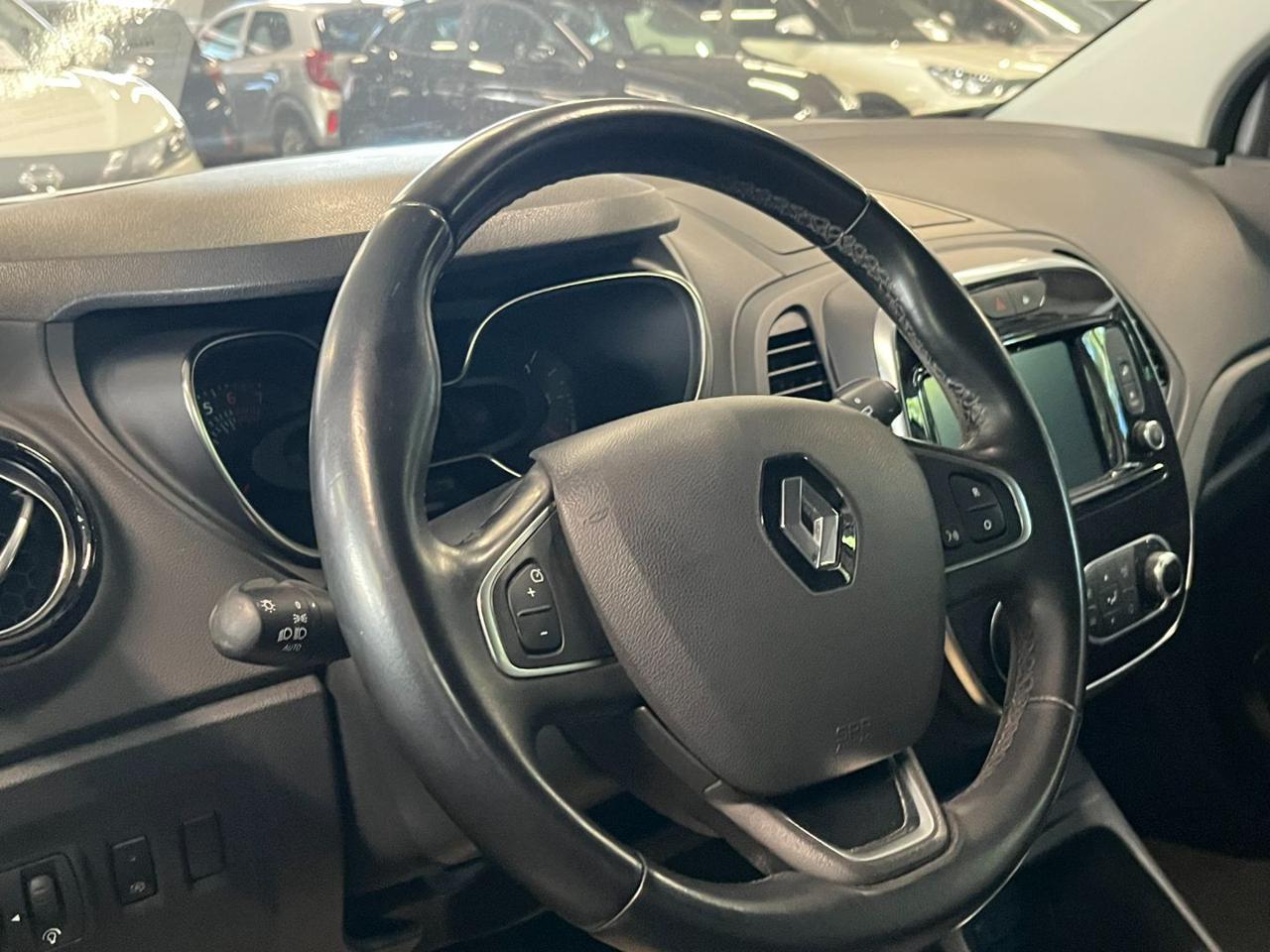 RENAULT Captur 1ª serie Captur TCe 12V 90 CV S...