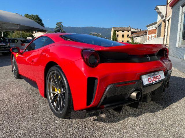 FERRARI 488 Pista