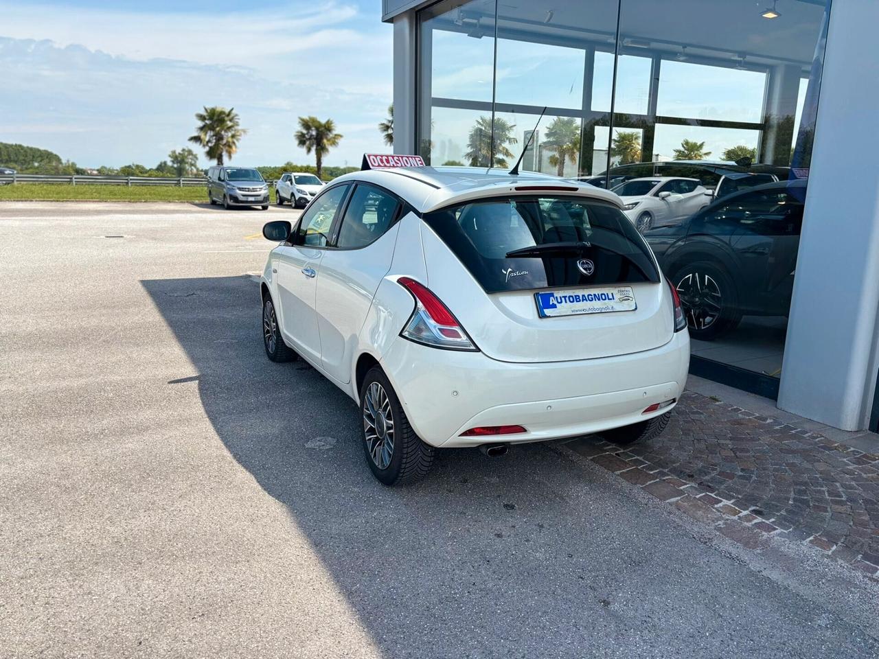 Lancia Ypsilon PLATINUM 0.9 TwinAir 85 CV DFN 5p.