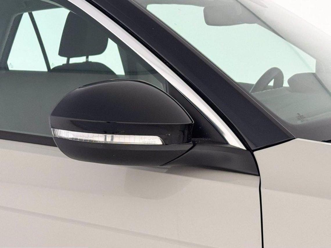 VOLKSWAGEN T Roc 1 0 tsi life 110cv