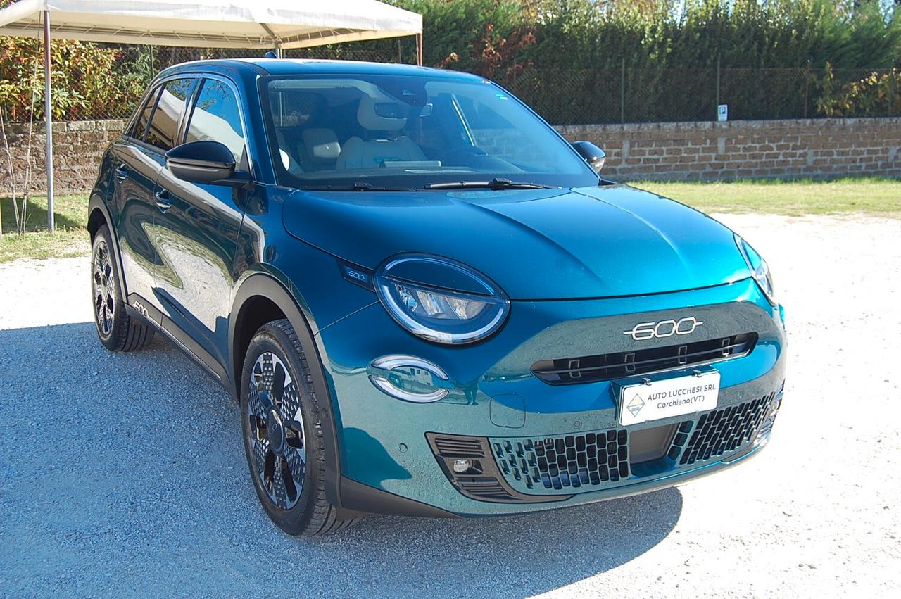 Fiat 600 Hybrid 100 CV DCT MHEV