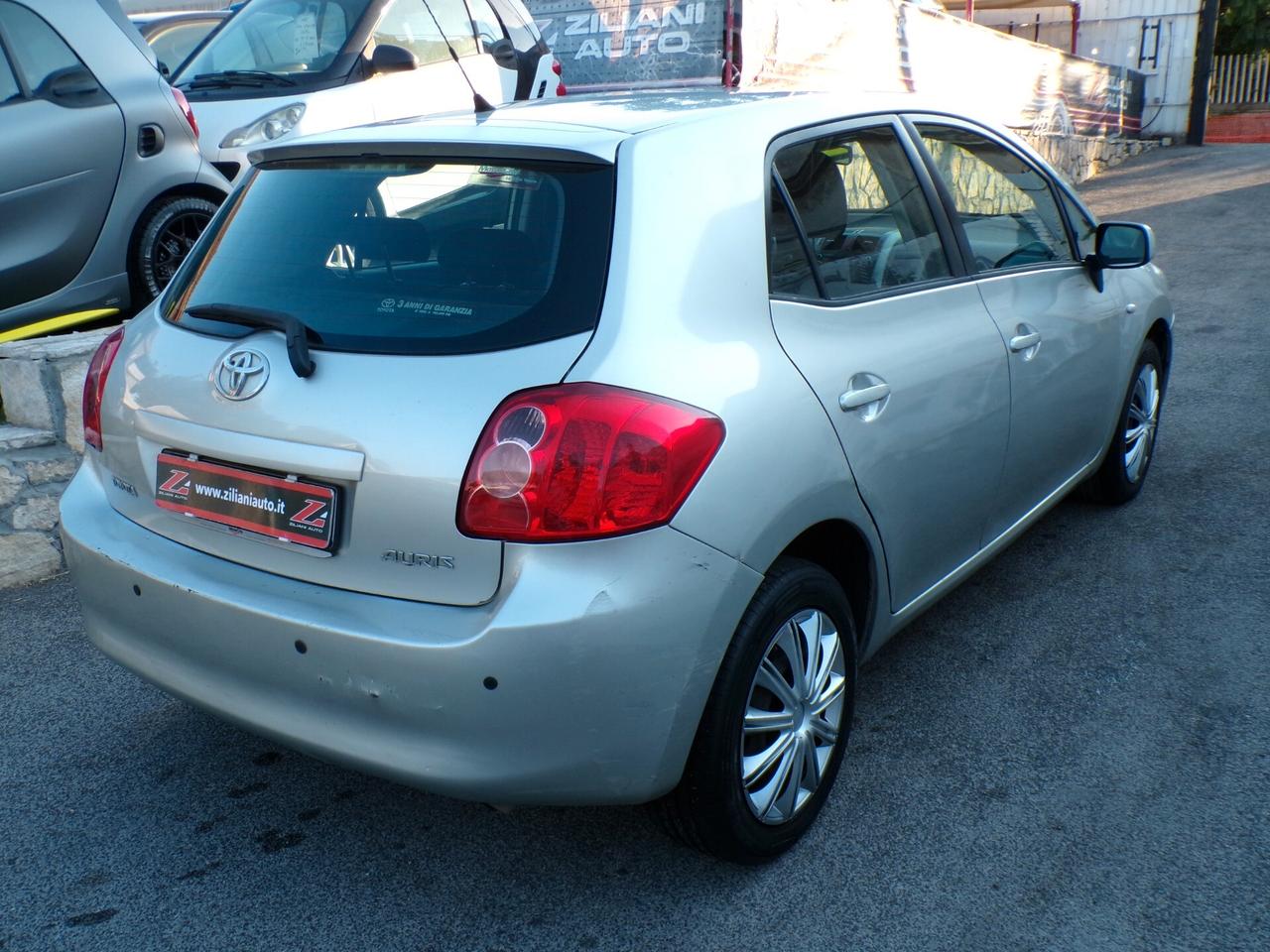 Toyota Auris 1.6 5 porte Sol