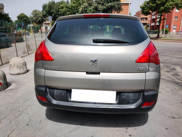 PEUGEOT 3008 1.6 HDi 110CV Cambio Automatico Premium