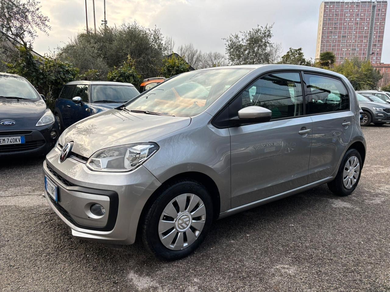 Volkswagen up! 1.0 - 5p. KM 11000 ok Neopatentati