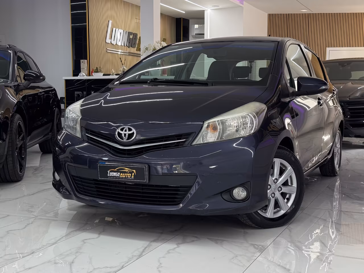 Toyota Yaris 1.0 Lounge Full Opt