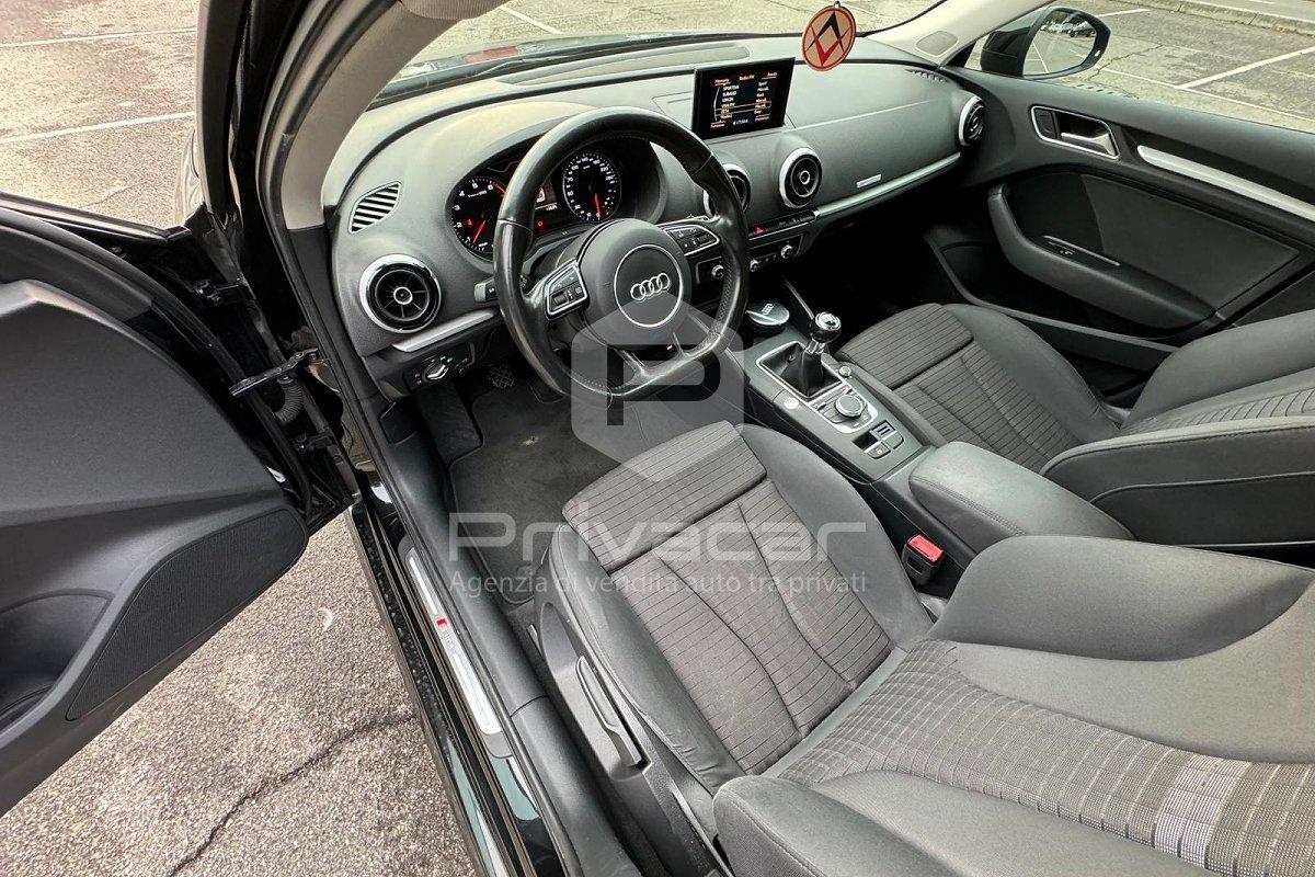 AUDI A3 SPB 1.4 TFSI COD ultra Attraction