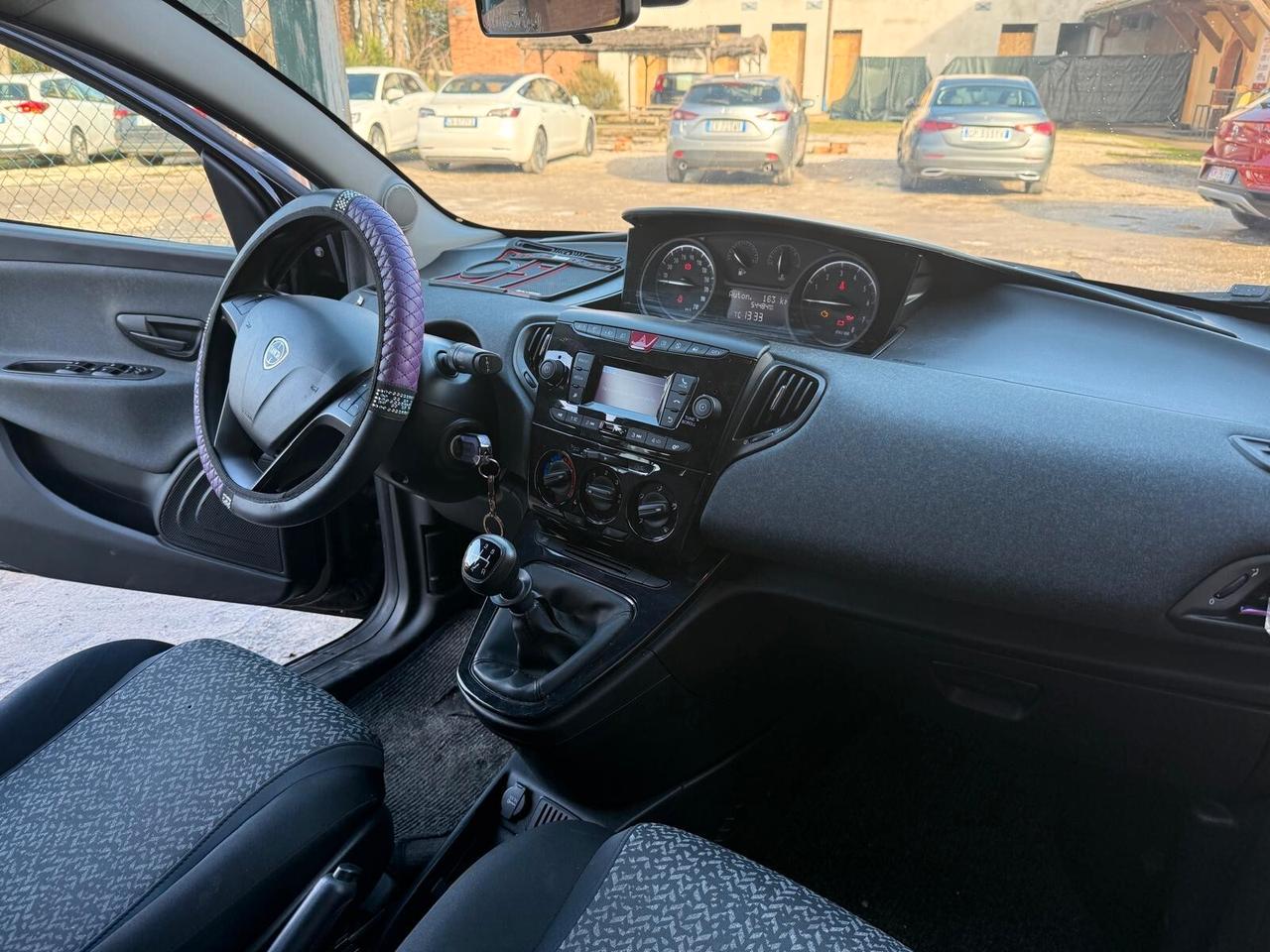 Lancia Ypsilon 1.2 69 CV 5 porte S&S Elefantino Blu