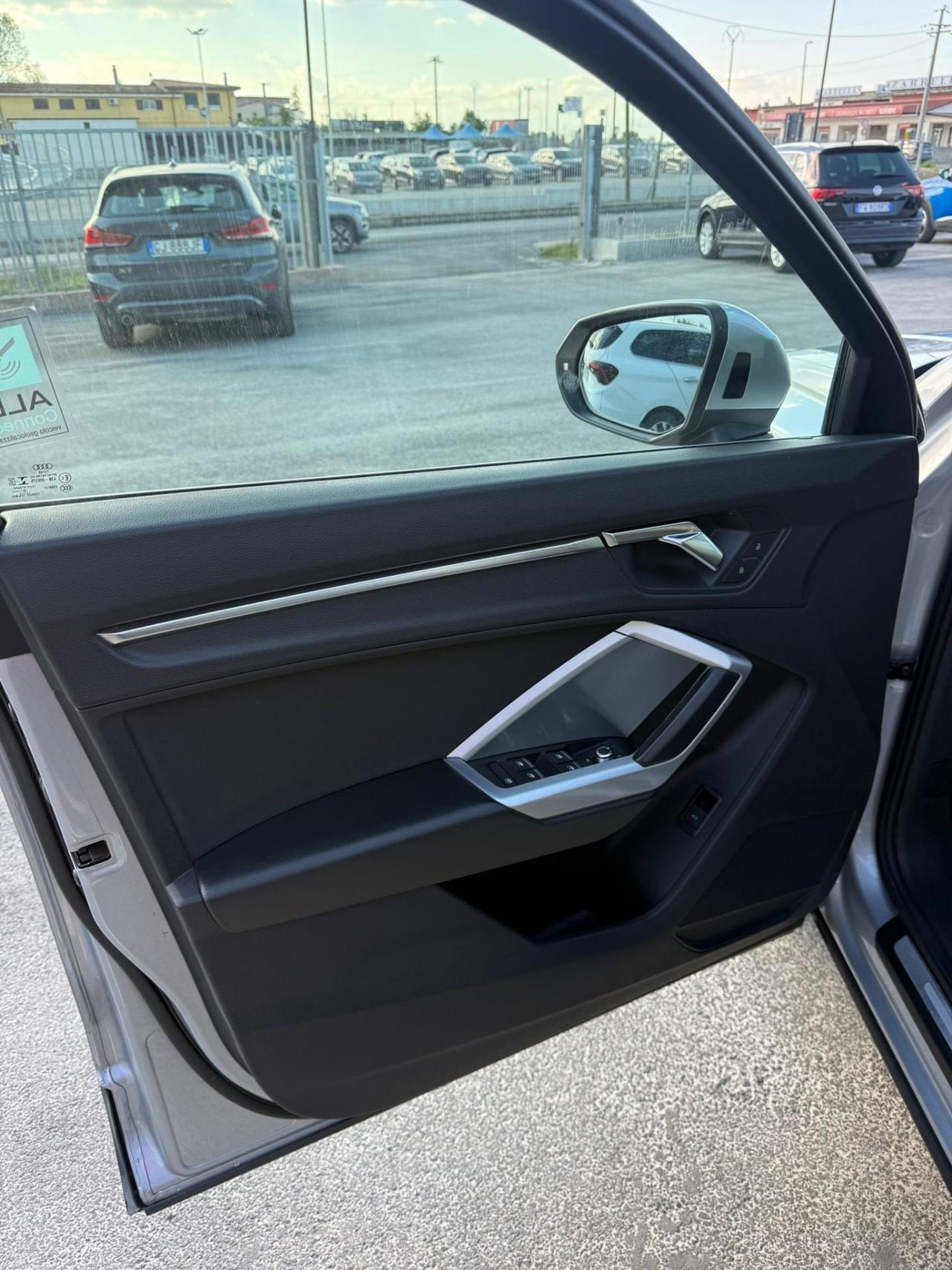 Audi Q3 35 TDI S tronic Business Advanced