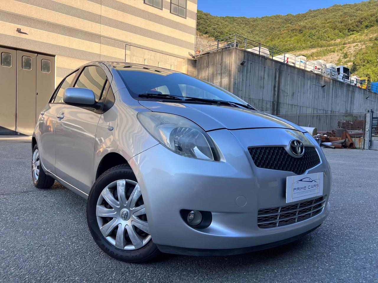 Toyota Yaris 1.3 5 porte Sol