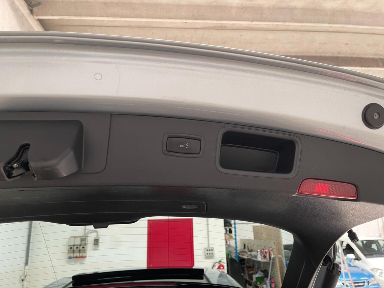 Porsche Macan 2.0 245cv pdk-LEGGI SOTTO