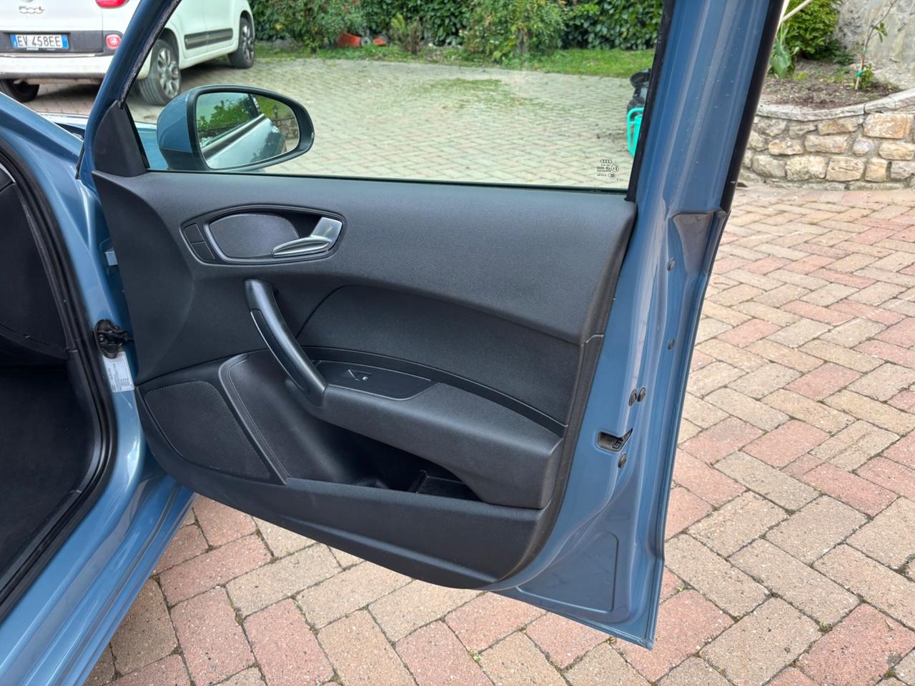 Audi A1 s SPB 1.6 TDI 90 CV 5Porte OK NEOPATENTATI