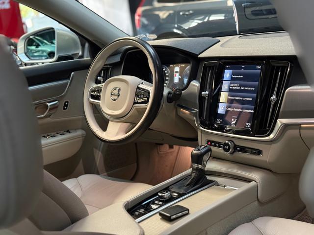 VOLVO V90 D4 Geartronic Momentum