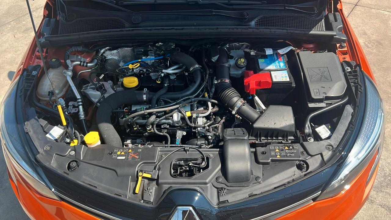 Renault Clio TCe 100 CV GPL 5 porte Equilibre N1 4 Posti Iva Esposta