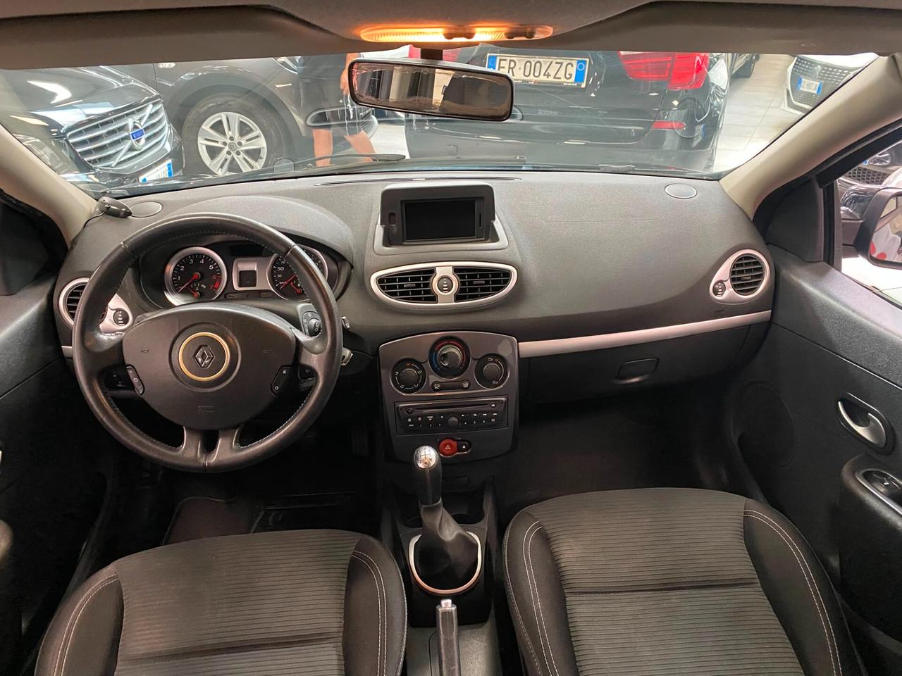Renault Clio 1.2 16V 5 porte Dynamique