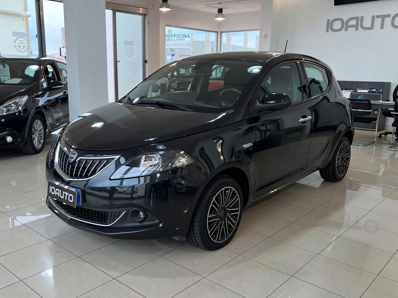 Lancia Ypsilon 1.0 Hybrid Gold 2023