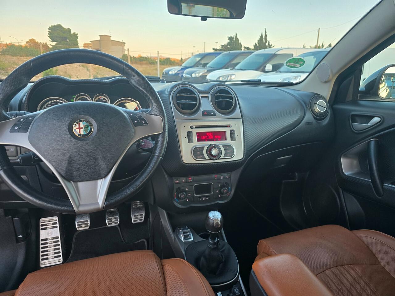 Alfa Romeo MiTo 1.3 JTDm-2 84 CV S&S Distinctive Sport Pack