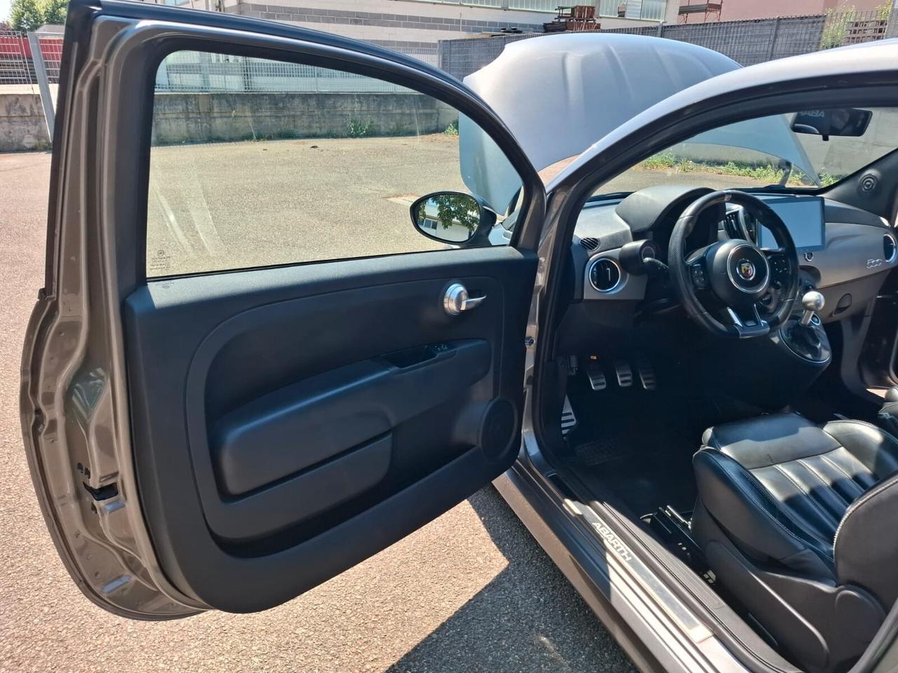 Abarth 595 1.4 Turbo T-Jet 165 CV Turismo