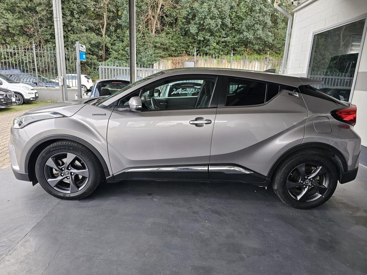 Toyota C-HR 1.8 Hybrid E-CVT Business