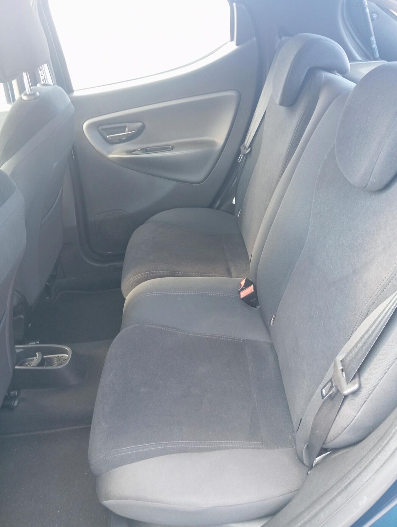 Lancia Ypsilon 1.2 69 CV 5 porte 30th Anniversary