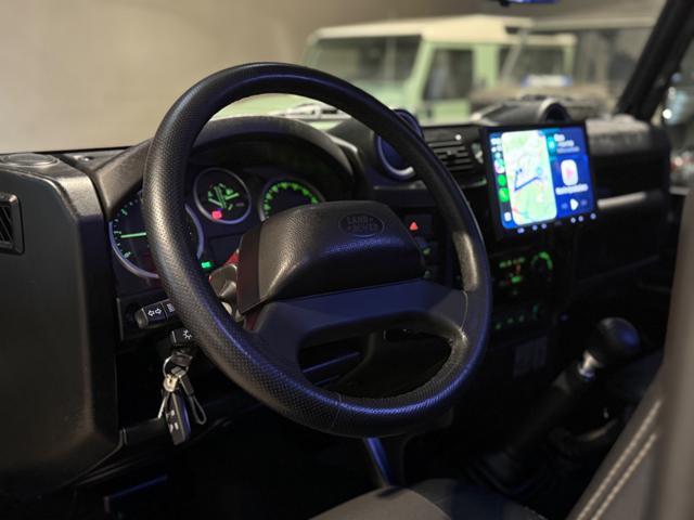 LAND ROVER Defender 110 2.2 TD4 Station Wagon N1