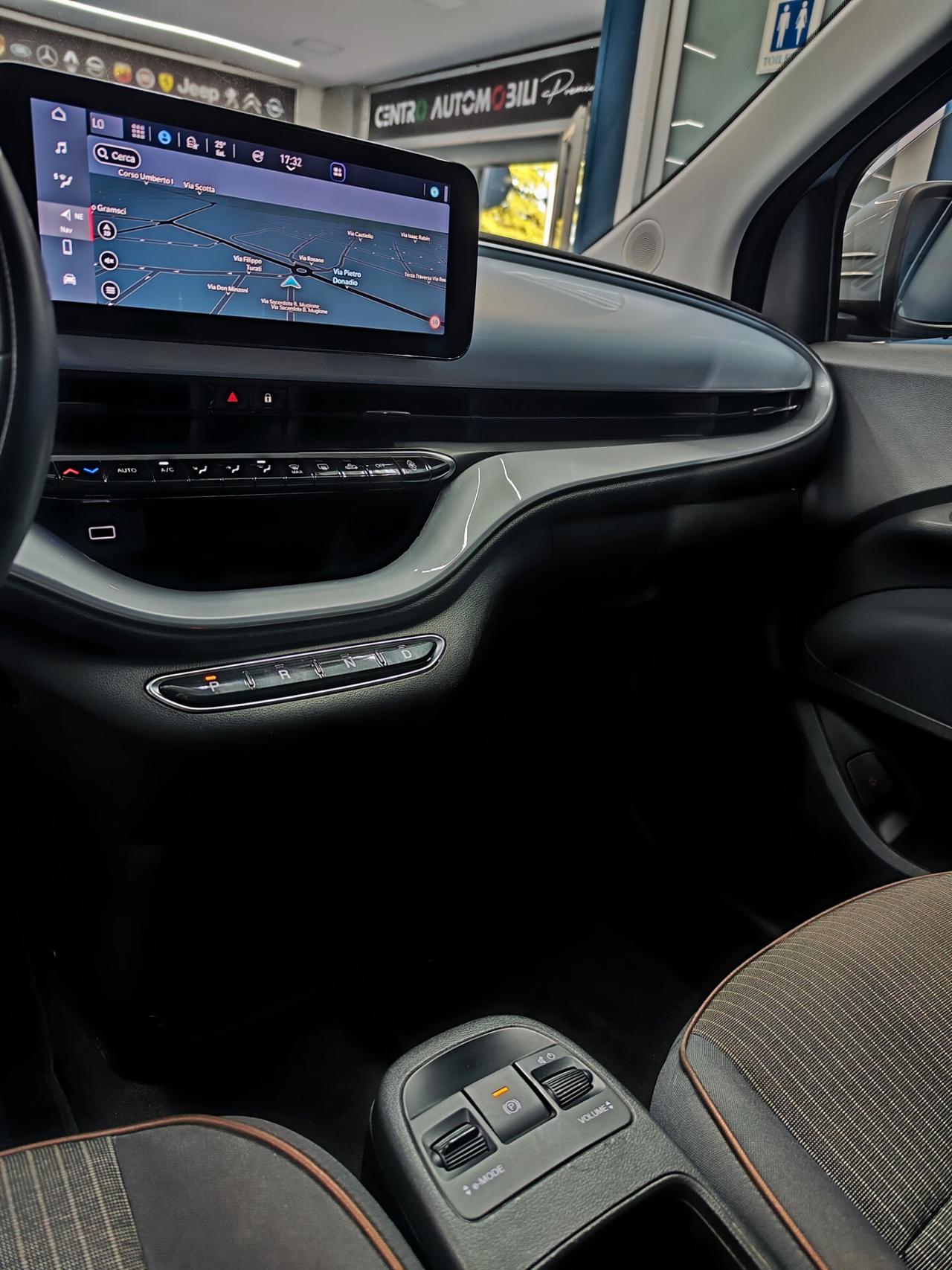 Fiat 500e Berlina 42 kWh Passion