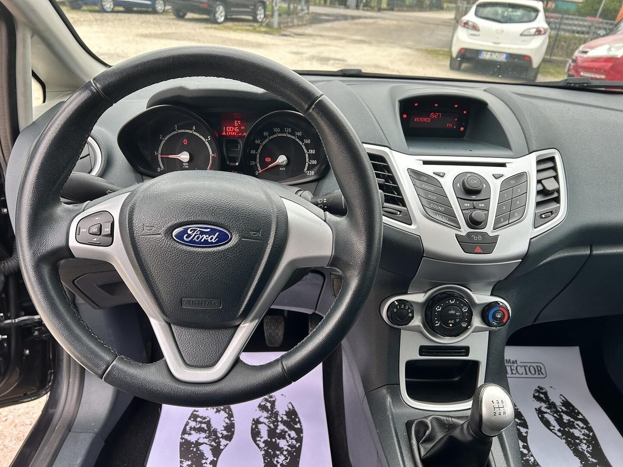 FORD FIESTA 1.4 97CV GPL 2032 UNICO P. IVA ESPOSTA