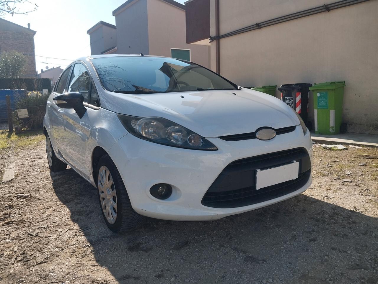 Ford Fiesta Fiesta+ 1.4 5 porte Bz.- GPL