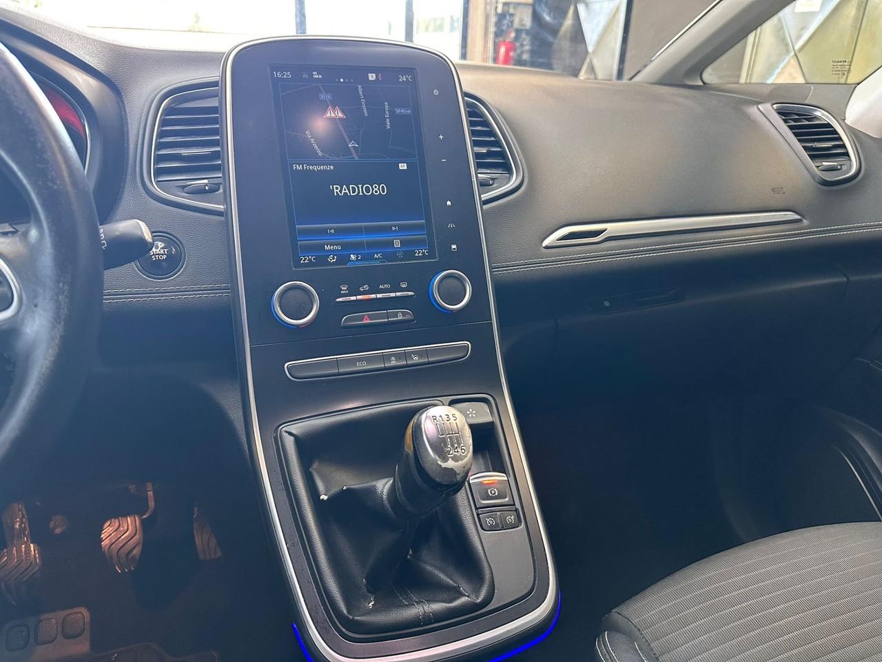Renault Scenic Scénic dCi 8V 110 CV EDC Energy Bose