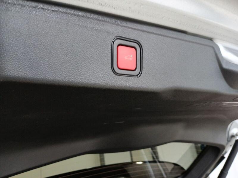 Jeep Avenger Avenger BEV Summit