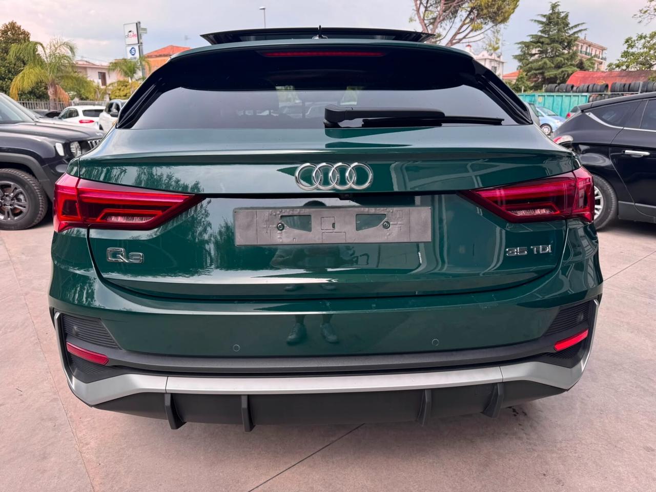 Audi Q3 SPB 35 TDI S tronic line edition - Tetto apribile