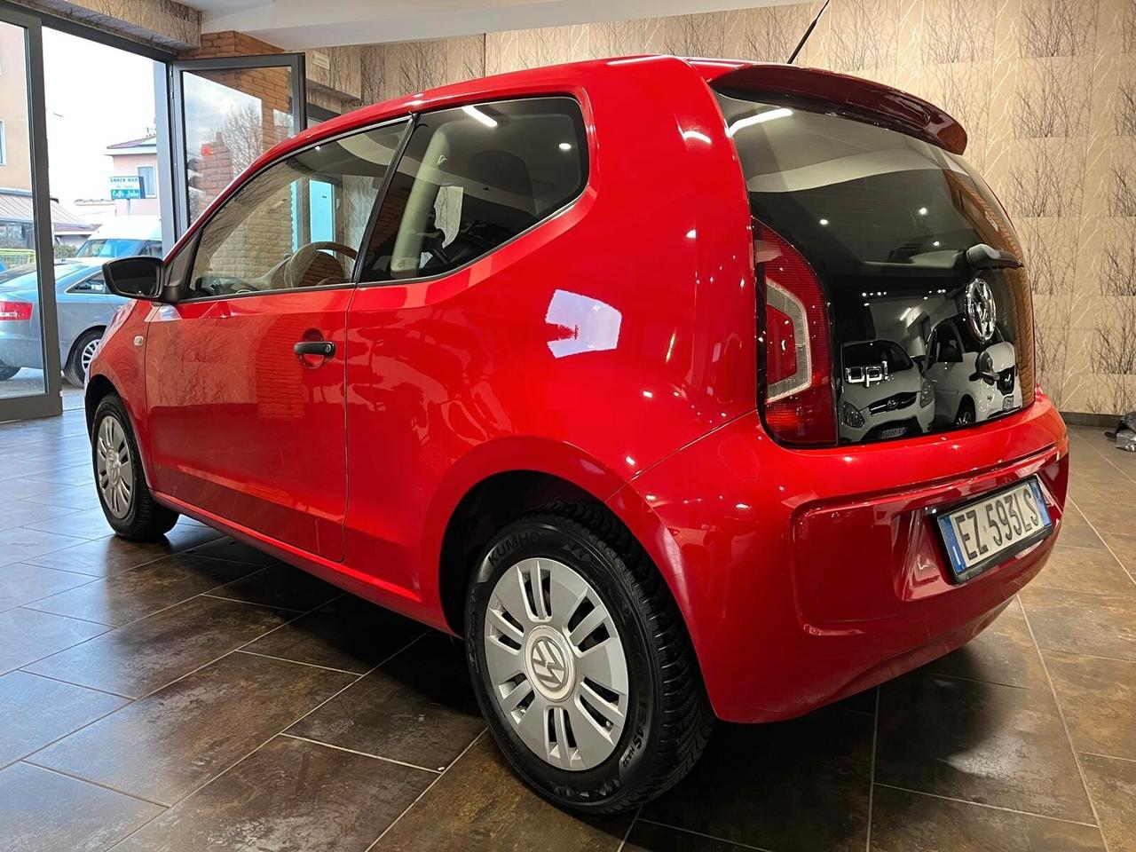 Volkswagen up! 1.0 3p. club