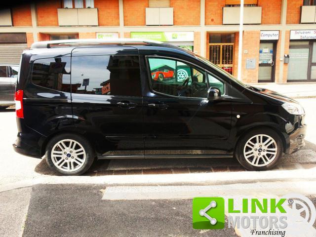 FORD Tourneo Courier 1.0 EcoBoost 100 CV Titanium -UNICO PROPRIETARIO-