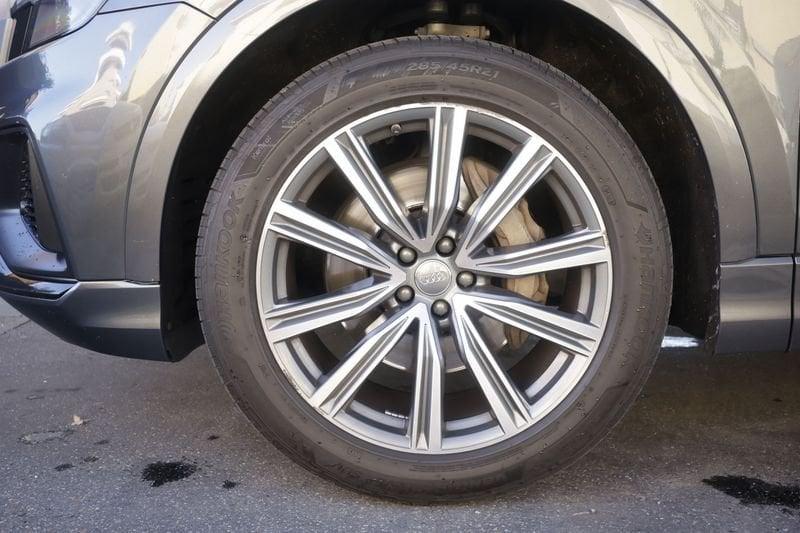 Audi Q8 Audi Q8 50 TDI 286 CV quattro tiptronic S LINE Unicoproprietario