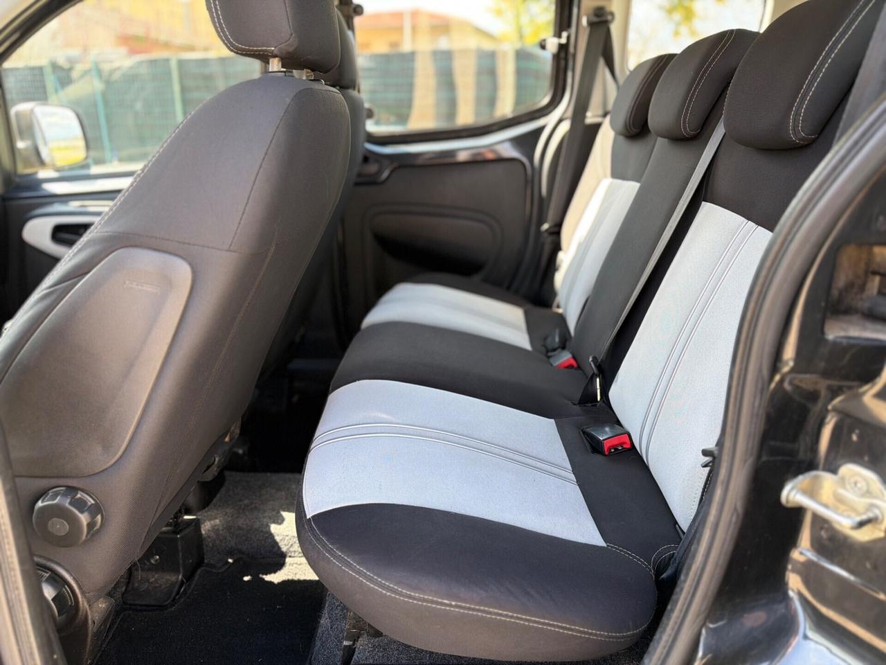 Fiat Qubo 1.3 MJT 75 CV Trekking